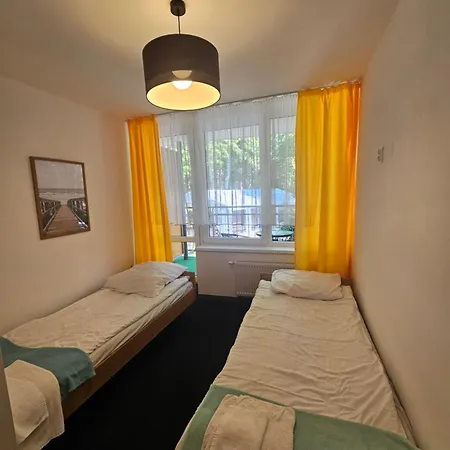 Resort Osrodek Kolonijno-wypoczynkowy Malinowe Miejsce *
